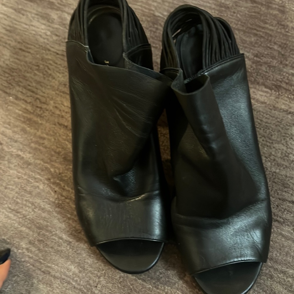 3.1 Philip Lim black peep toe pumps size 38 great shape